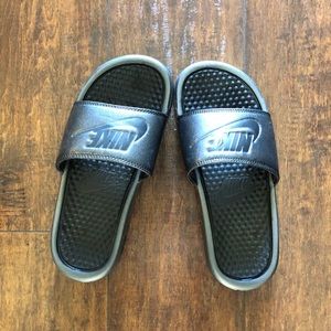Nike Benasi Slides